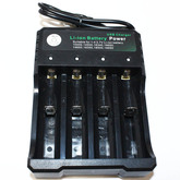 Зарядное устройство универсальное для Li-Ion  4 местное, ток заряда - 1..2A,  питание: штекер USB со шнуром  97129
